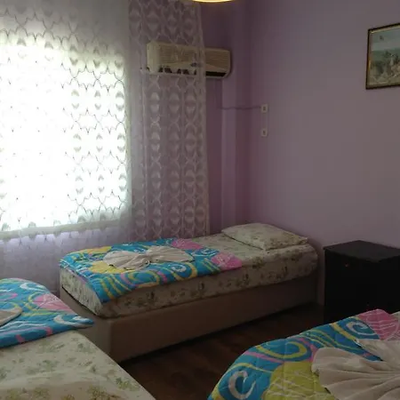 Nur Konukevi